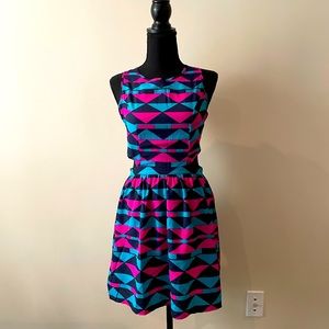 Geometric design cutout waist sleeveless dress - sz S - One Clothing. Like New